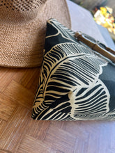 Load image into Gallery viewer, Makena Handbag: Black Banana Leaf
