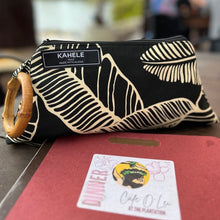 Load image into Gallery viewer, Mai Tai Clutch :: Black Banana Leaf
