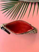 Load image into Gallery viewer, Leopard Mai Tai Clutch Bamboo Handle
